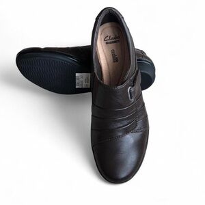 NWOT CLARKS  Women's Sz 9M Everlay Luna Adjustable Strap Shoes BROWN LEATHER